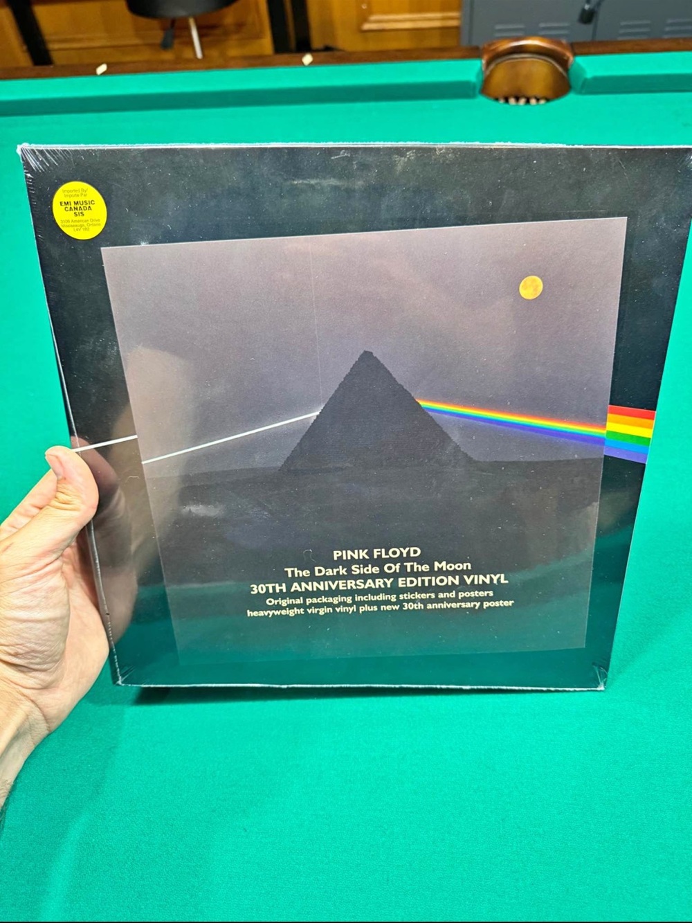 SEALED 30th Anniversary DARK SIDE OF THE MOON Vinyl record- UK press RARE!!